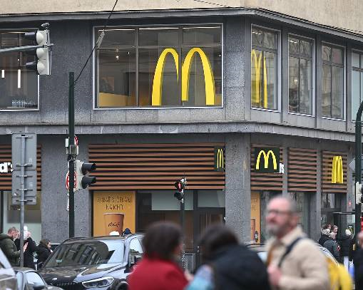 McDonald's kaynaklı E.coli salgını yayılıyor