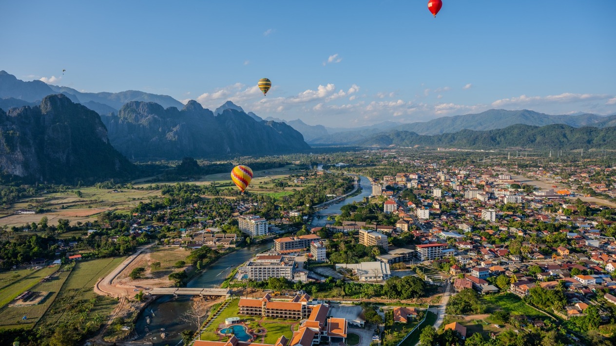 Bambu villalar, pirinç tarlaları üzerinde golf sahası: Laos'ta 700 milyon dolarlık lüks