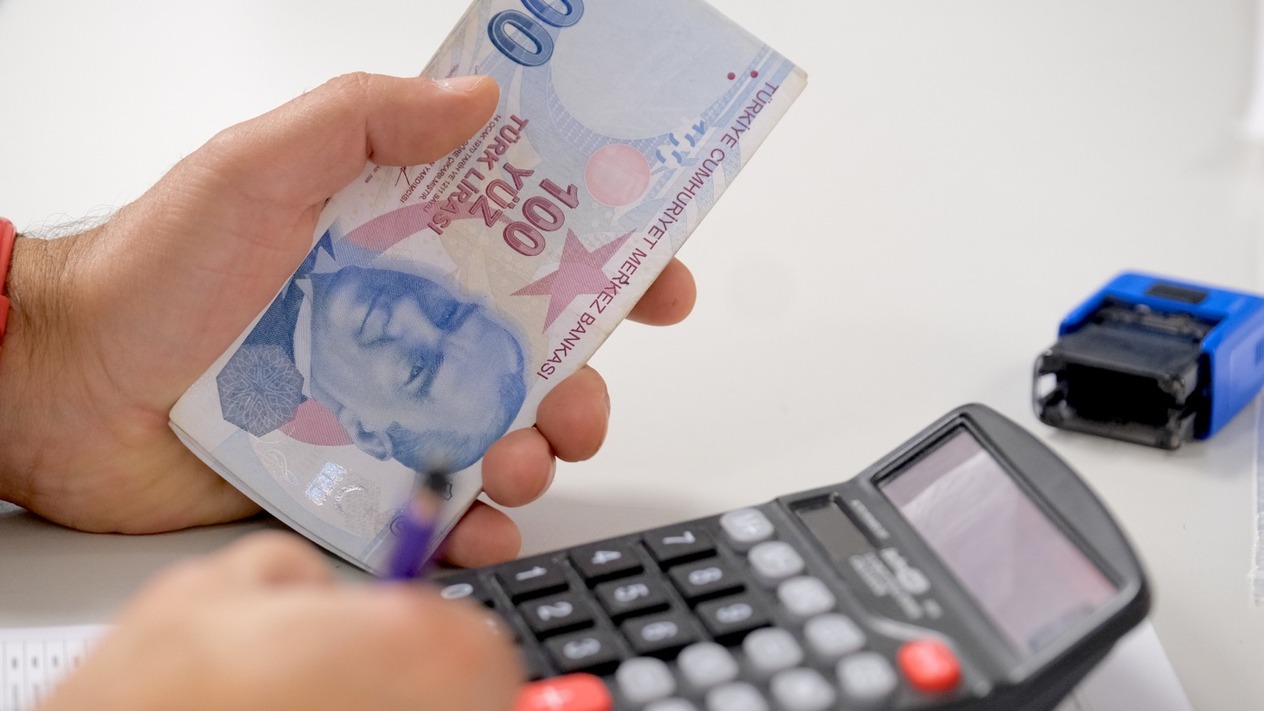 Bankacılık sektöründe mevduat 33,9 trilyon liraya yükseldi