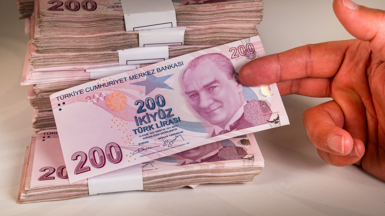 Bankacılık sektörünün kredi hacmi 28,27 trilyon liraya yükseldi
