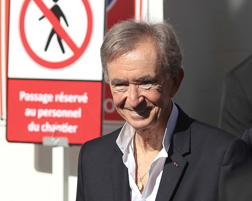 Bernard Arnault 85 yaşına kadar LVMH'nin yönetiminde kalacak