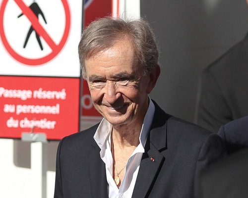 Bernard Arnault ilk kez X hesabı açtı: Halefiyet iddialarına yanıt verdi