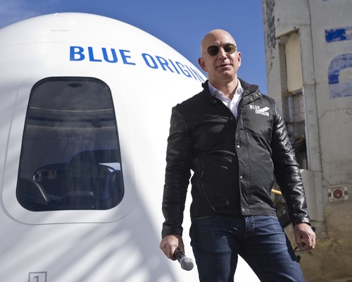 Bezos ve Blue Origin, Trump-Musk krizinden yararlanmayı hedefliyor