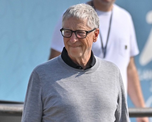 Bill Gates, eski eşinin vakıflarına iki milyar dolar daha bağışladı