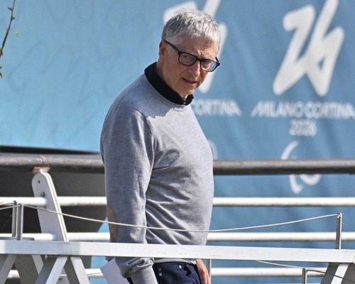 Bill Gates Jeffrey Epstein ile ilişkisi nedeniyle özür diledi