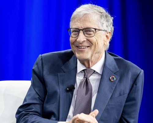 Bill Gates Microsoft hisselerini elinde tutsaydı Musk’tan daha zengin olurdu