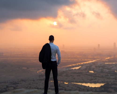 Bırak gitsin: Hayatı yönetmeye çalışırken kaçırdıklarımız üzerine