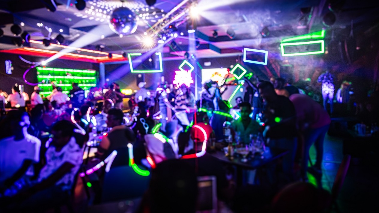 Birleşik Krallık’ta alkole ilgi azaldı: Gece hayatı sektörü değişim geçiriyor