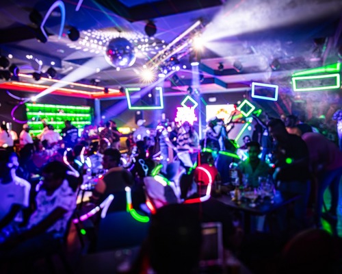 Birleşik Krallık’ta alkole ilgi azaldı: Gece hayatı sektörü değişim geçiriyor