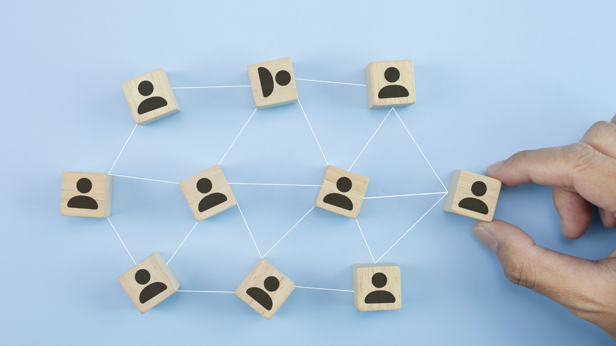 Birleşirsek düşeriz…