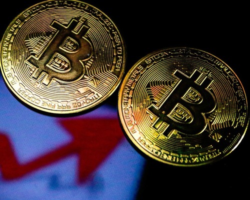 Bitcoin'de yükseliş yeniden hız kazandı: Uzmanlar temkin çağrısı yaptı