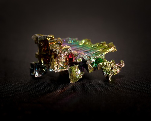 Bizmut fiyatları uçuşa geçti: Çin'in ihracat kısıtlaması piyasayı altüst etti  