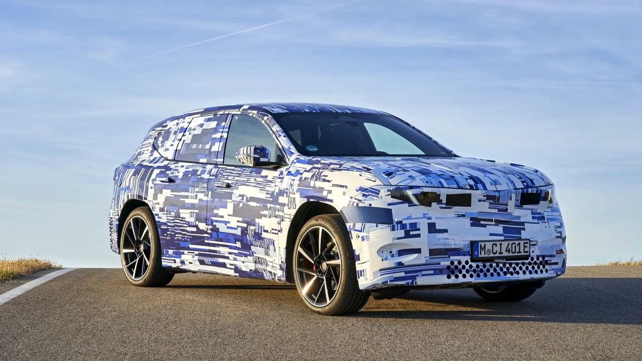 BMW Tesla’ya uzun menzilli elektrikli araçlarla meydan okuyor