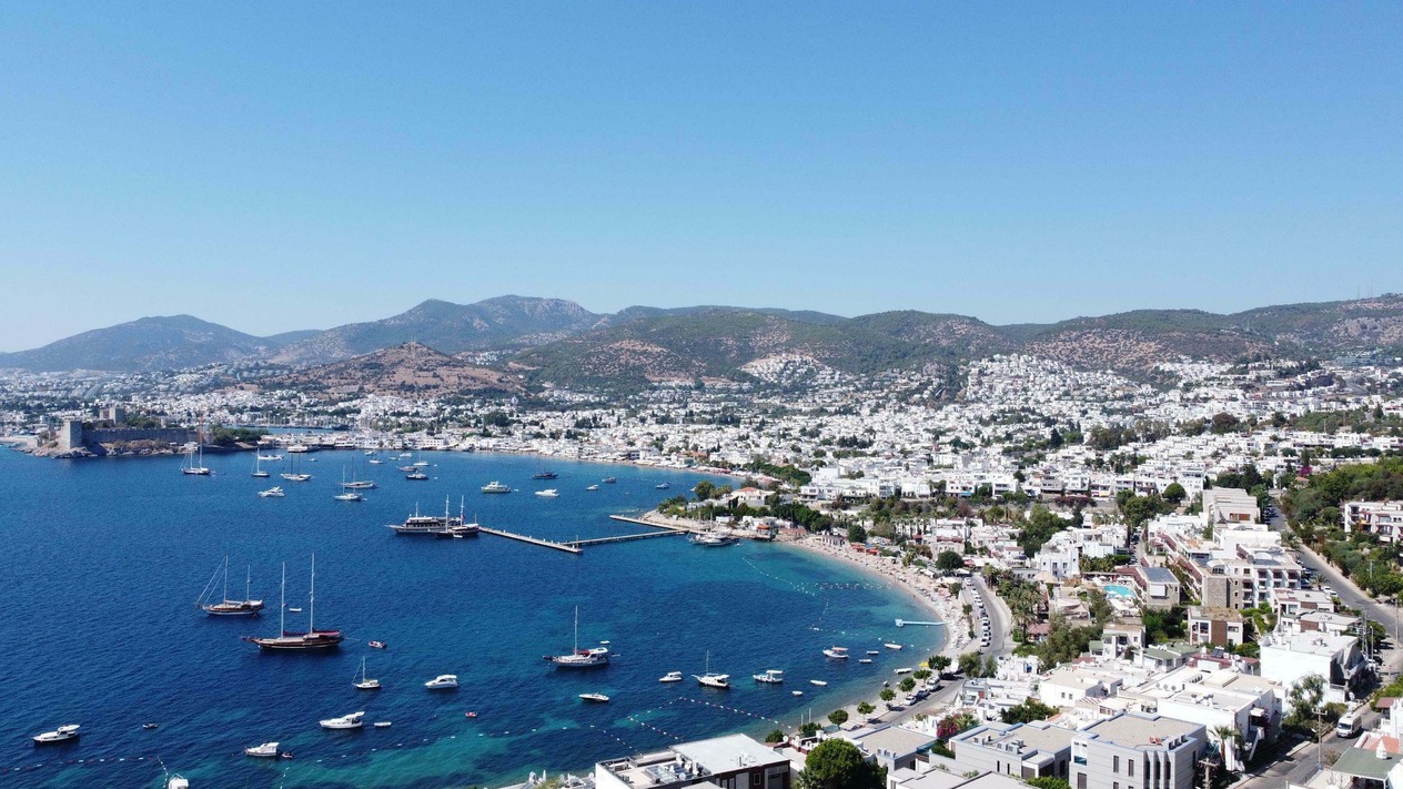 Bodrum'da Sarı Yaz hareketliliği: Otellerdeki doluluk yüzde 80'e ulaştı