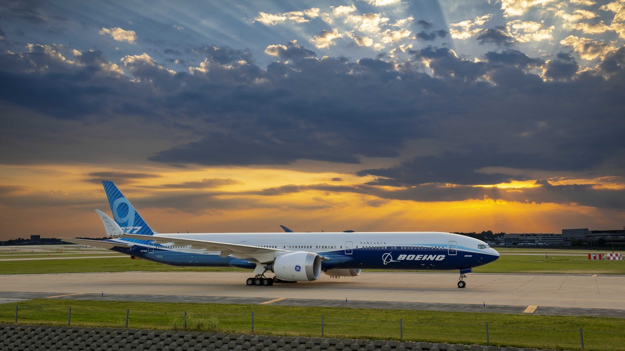 Boeing, Çin’e ilk kargo uçağı teslimatını yaptı