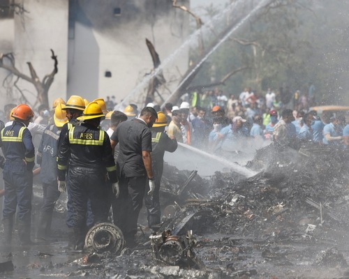  Boeing'in hisseleri Hindistan'daki uçak kazası sonrası düştü