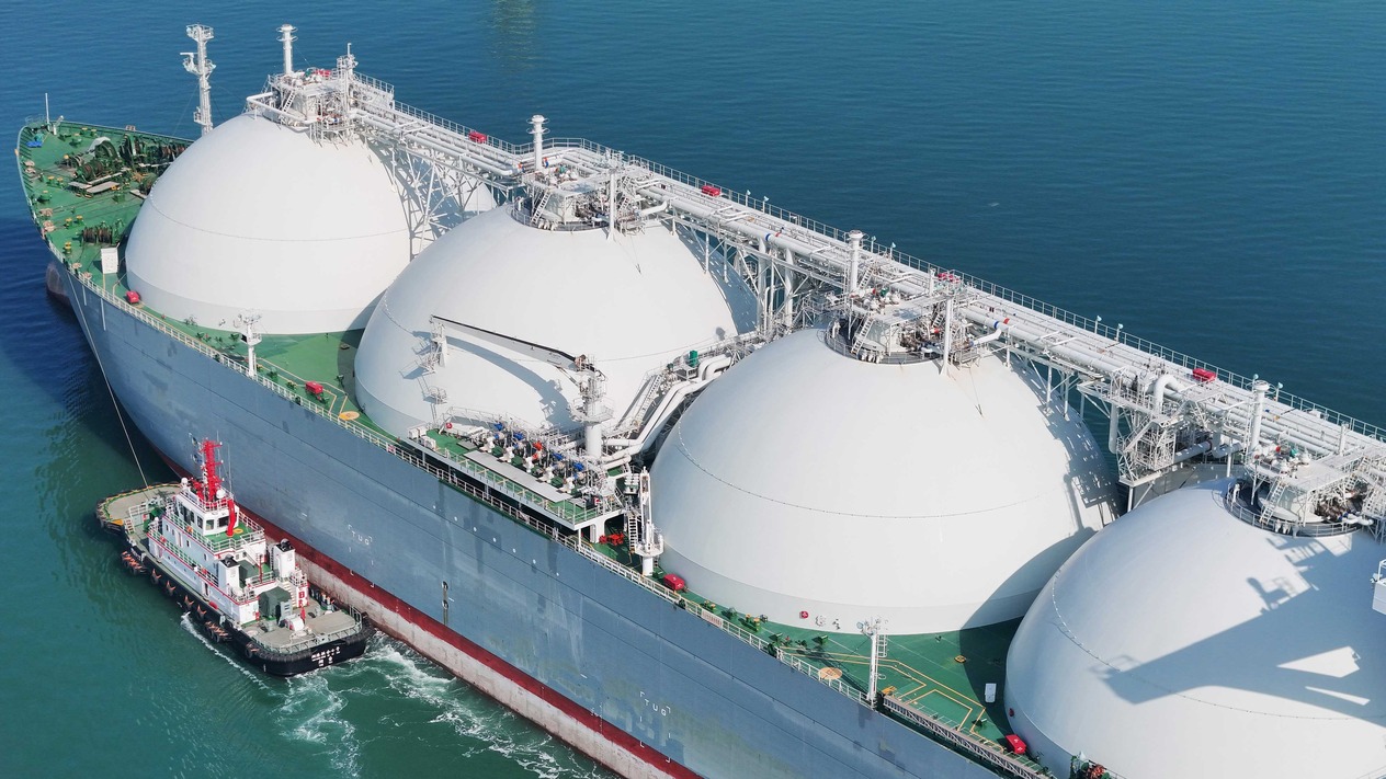 Bölgesel enerji güvenliğinin yeni mimarı: LNG merkezleri