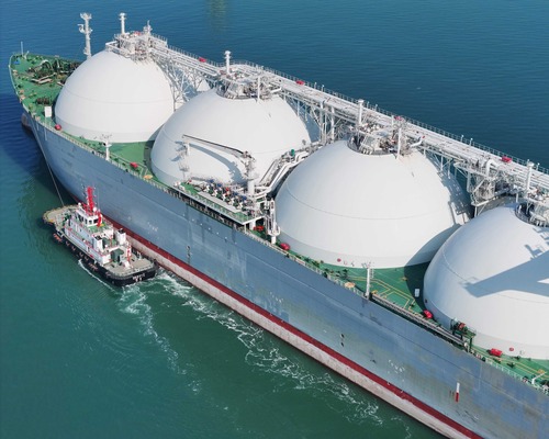 Bölgesel enerji güvenliğinin yeni mimarı: LNG merkezleri