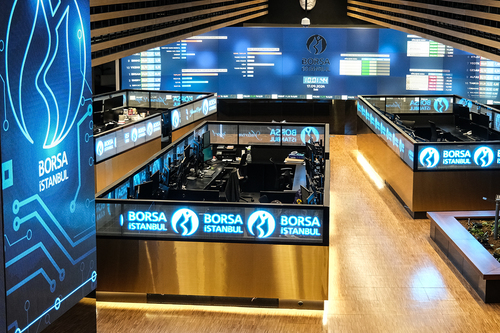 Borsa CHP davasının ertelenmesiyle yükseldi