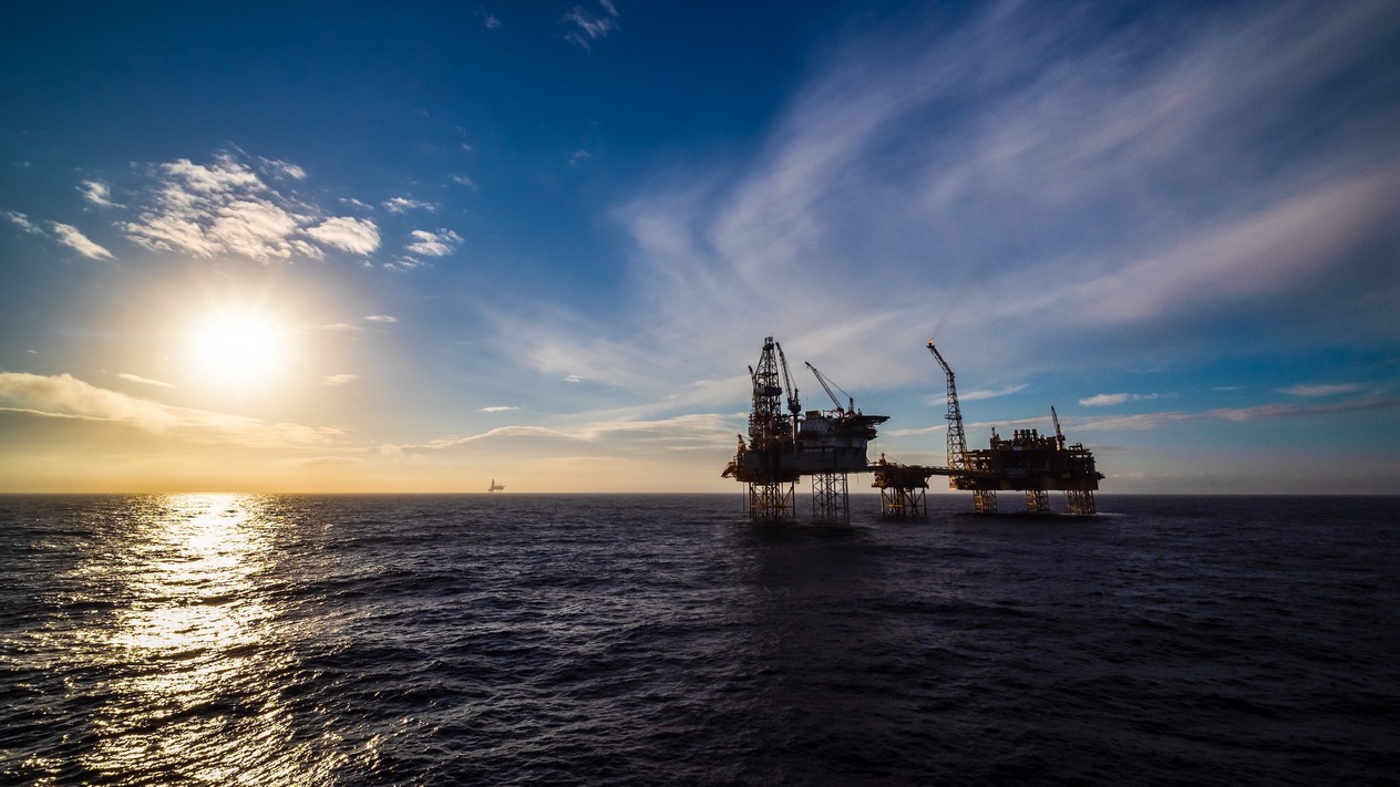 Brent petrol yeniden 110 doların üstünde: Barış umudu ufukta kayboluyor