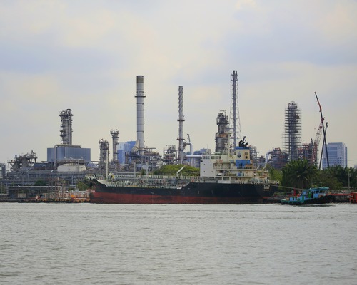 Brent petrol yeniden 113 doların üzerinde