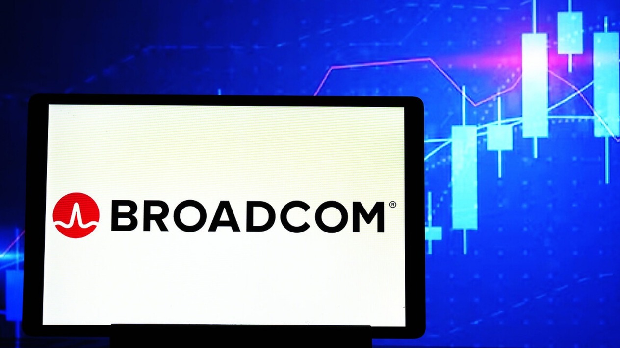 Broadcom 1 trilyon dolar değerinde