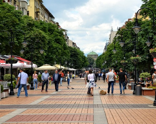 Bulgarların yaklaşık yarısı euro’ya geçmek istemiyor
