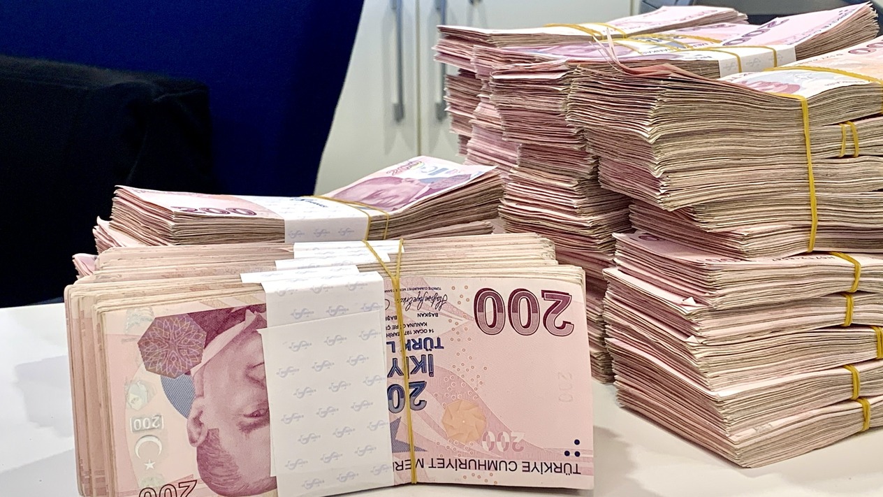 Bütçe açığı 2024'te 2,1 trilyon liranın üzerine çıktı