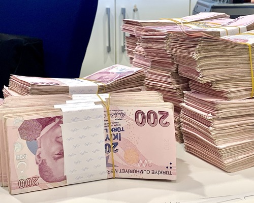 Bütçe açığı 2024'te 2,1 trilyon liranın üzerine çıktı