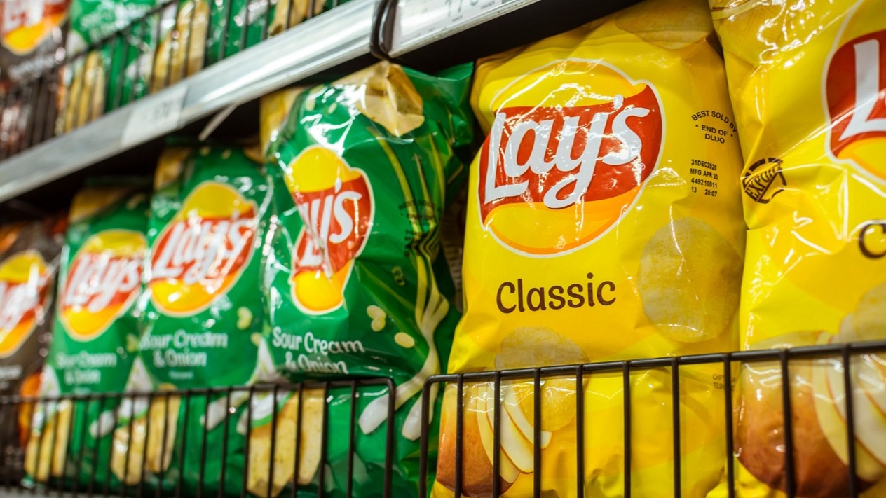 Büyük gıda şirketleri yeniden markalaşmaya milyonlar yatırıyor