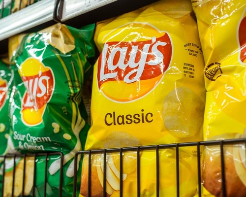 Büyük gıda şirketleri yeniden markalaşmaya milyonlar yatırıyor