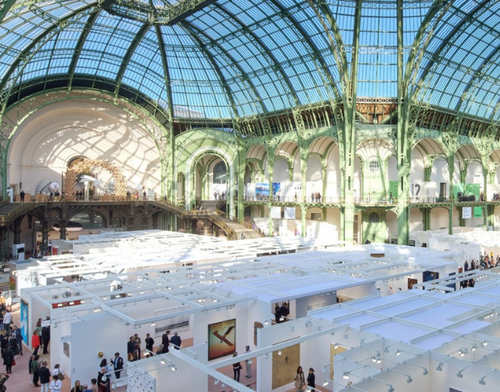 Cam kubbede hoş bir sada: Art Basel Paris