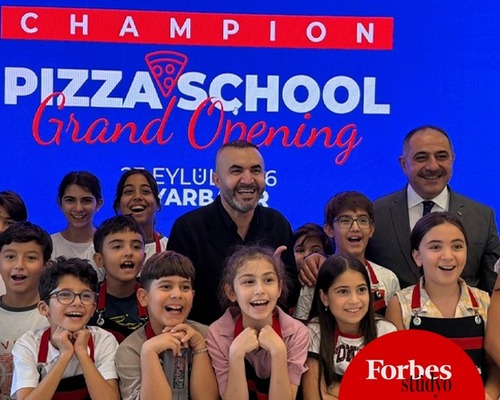 Champion Pizza Kurucusu Hakkı Akdeniz, Diyarbakır’da pizza okulunu hayata geçirdi