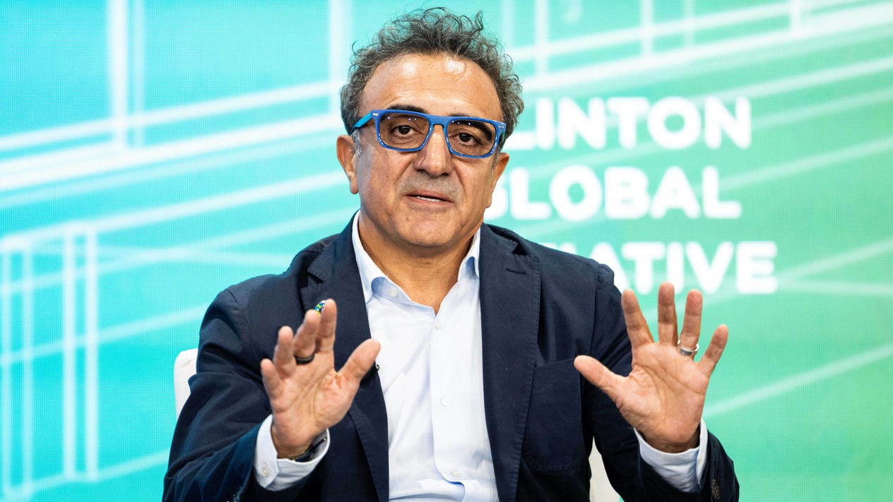 Chobani CEO'su Hamdi Ulukaya’dan ABD'ye uyarı: Gıda sistemi göçmen işçilere muhtaç