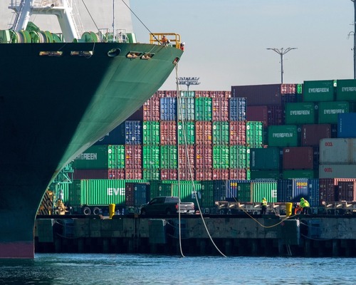 Çin ABD’nin gümrük vergilerine karşı önlem almaya hazırlanıyor