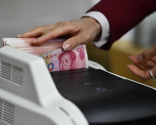 Çin ekonomisi ivme kaybediyor