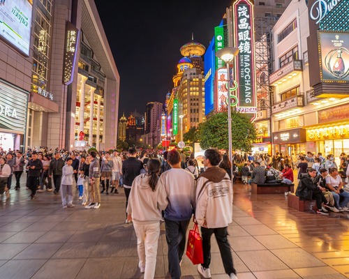 Çin ekonomisindeki yavaşlama ve konut fiyatlarındaki düşüş ekimde derinleşti