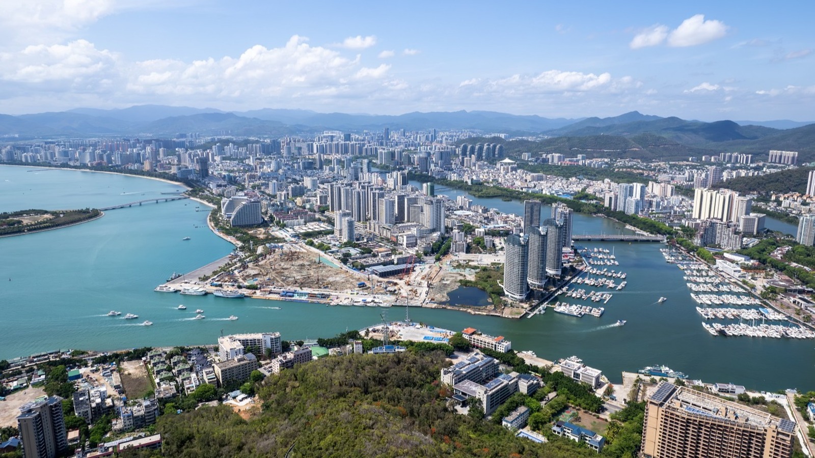 Çin’in gümrüksüz satış adası