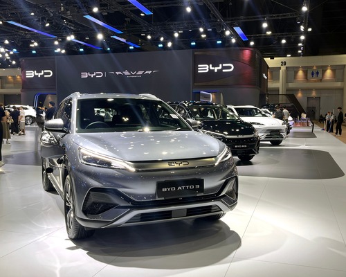 Çin'in inovasyon devinimi küresel otomobil üreticilerini geriye itiyor