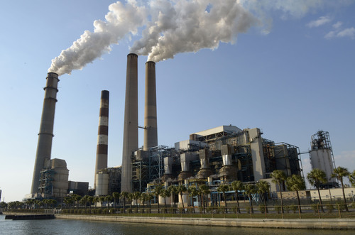 Çin kömür santrali inşasına yeşil ışık yaktı