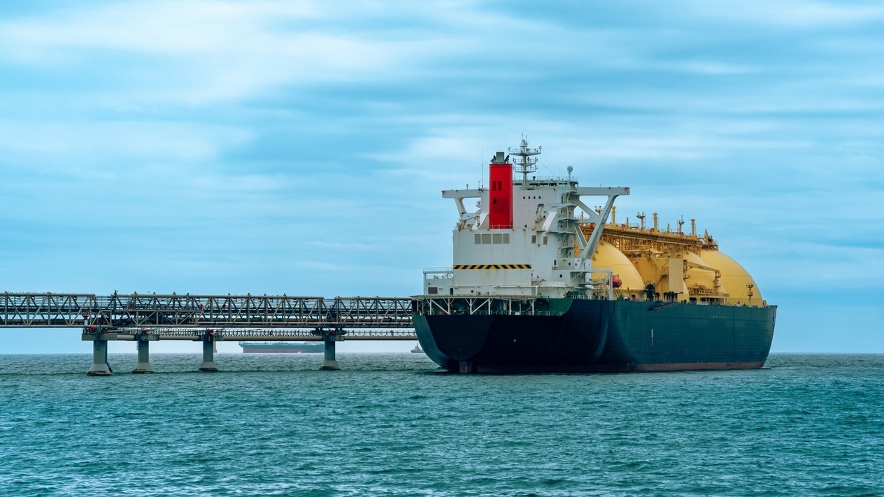 Çin LNG ithalatçısından küresel ticaret oyuncusuna dönüşüyor