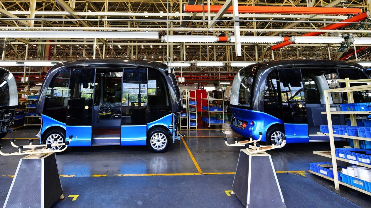 Çin otonom araç denemelerine izin verdi