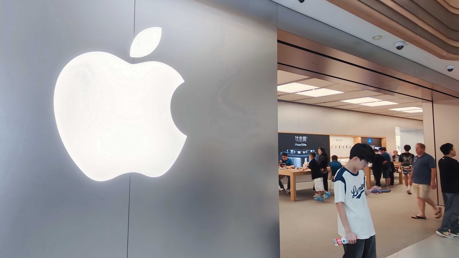 Çin pazarı Apple’ı zorluyor: Sevkiyatlar arttı, pay eridi