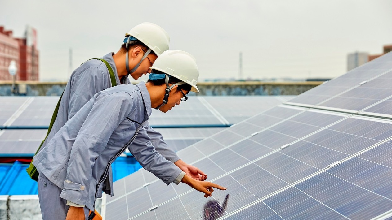 Çin yenilenebilir enerjide dünyaya nasıl hakim oldu?