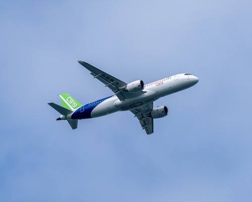 Çin yerli yolcu uçağı C919'u dünyaya açmak istiyor
