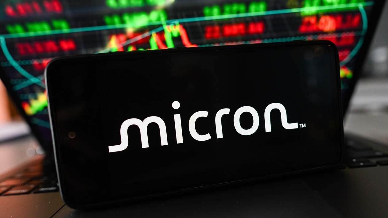 Çip hisseleri sarsıldı: Micron yüzde 13 değer kaybetti