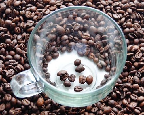 Coca-Cola’nın Costa Coffee sınavı: Yarı fiyatına satamıyor