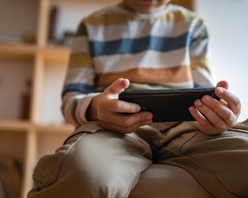 Çocukların verilerinin ve yararının korunması: Dijital ekonominin yeni odağı ve sınavı