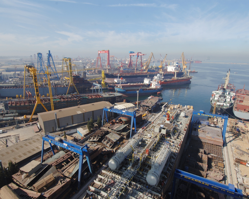 Gemisini yüzdüren kaptan