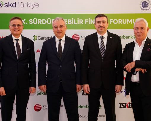 Üçüz dönüşüm çağında finans